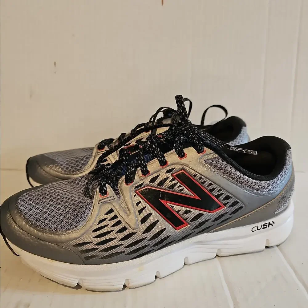 Size 9- New Balance 775 Cush+ Gray - Men Size 9 Extra Wide